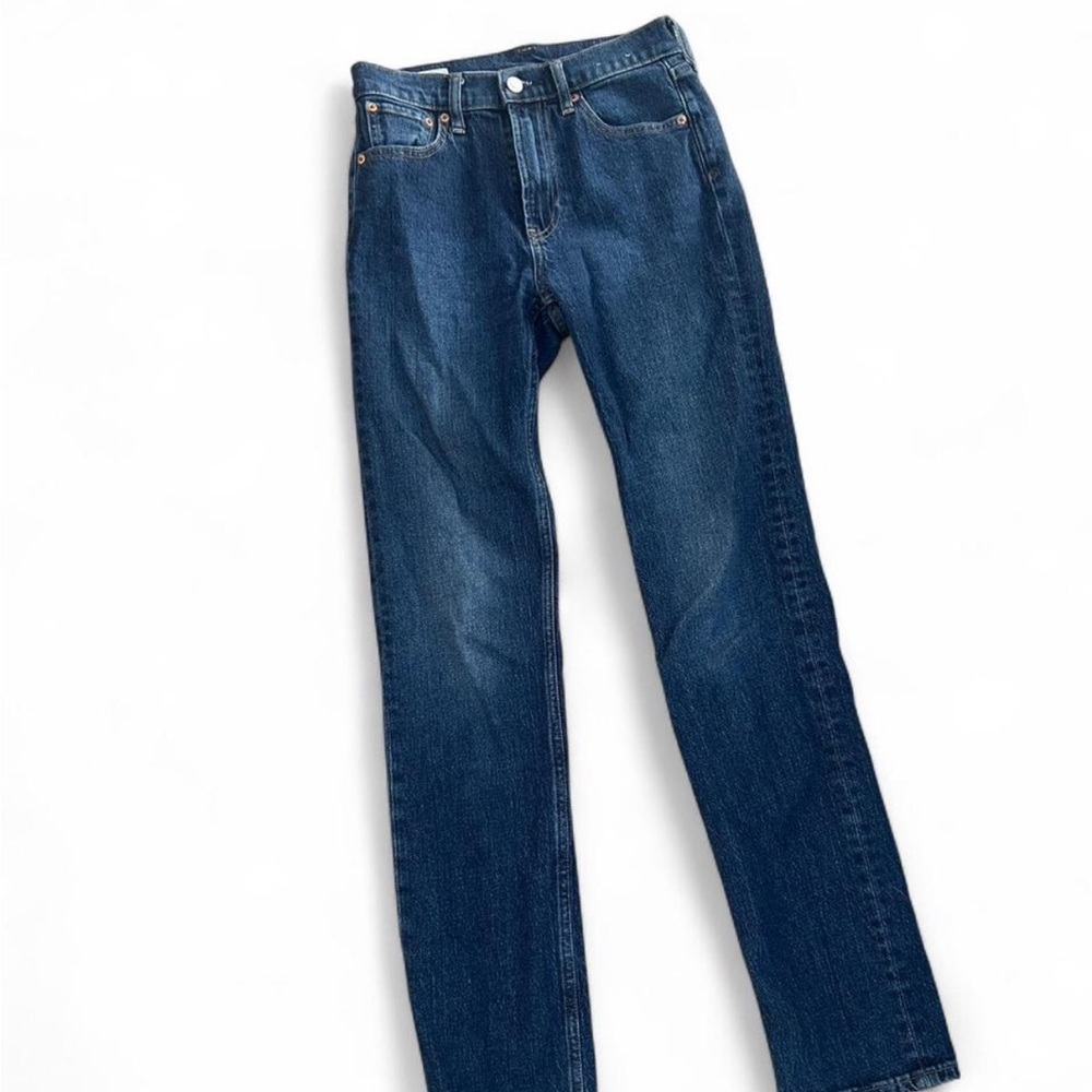 GAP Women’s 90s Straight Blue Jeans